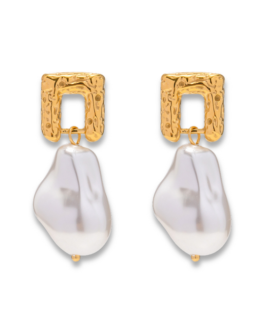 Zabeel Pearl Earrings