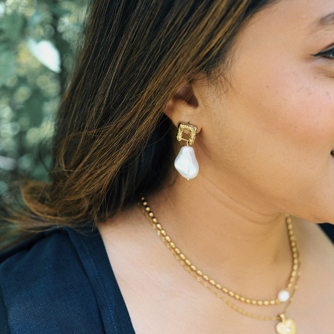 Zabeel Pearl Earrings